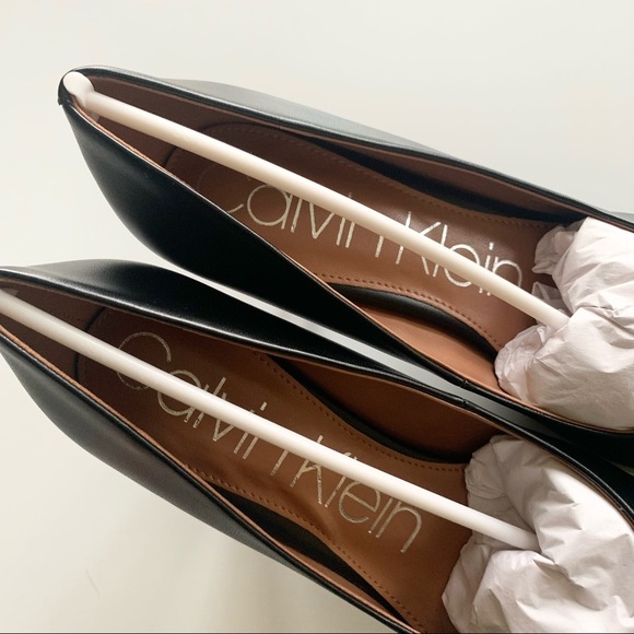 🌸New🌸 Calvin Klein Greta Pump Heel Shoe Sz 8.5 Black NIB - Picture 9 of 14